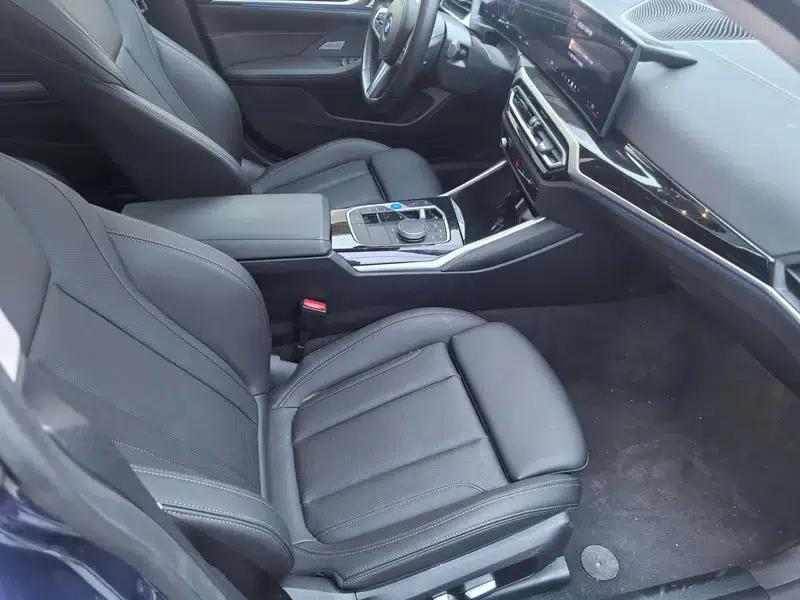 BMW i4 2023 eDrive35 — миниатюра 16