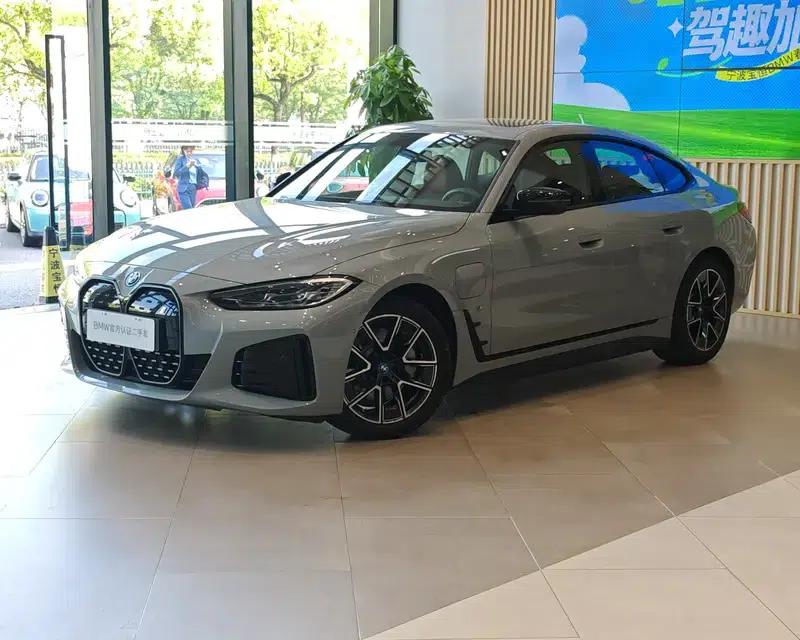 BMW i4 2023 eDrive40 — миниатюра 1