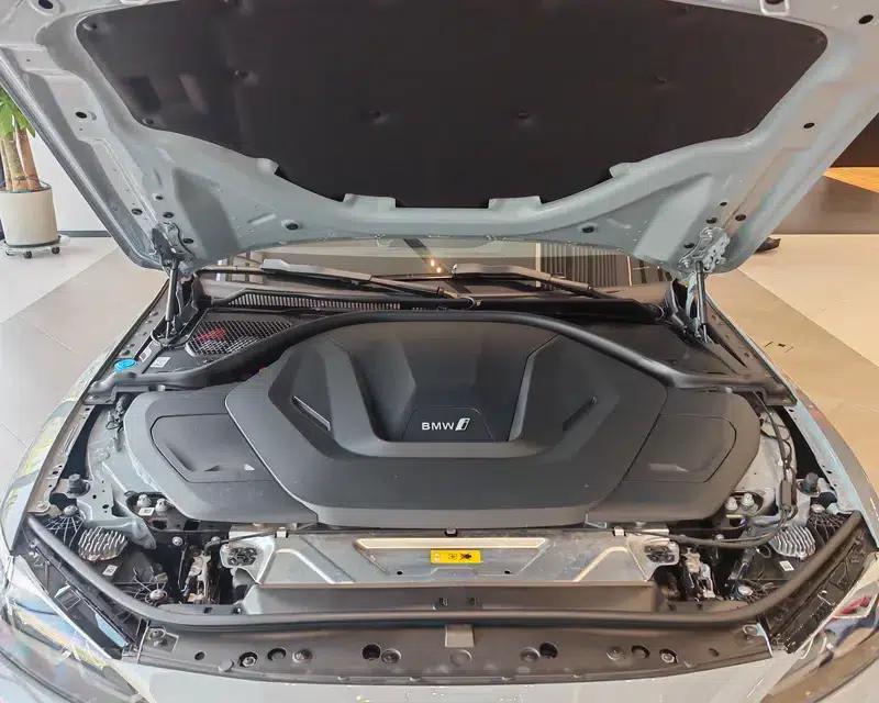 BMW i4 2023 eDrive40 — миниатюра 5