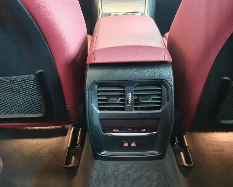 BMW i4 2023 eDrive40 — миниатюра 8