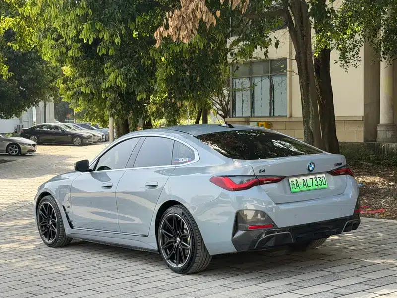BMW i4 2023 eDrive35 — миниатюра 5