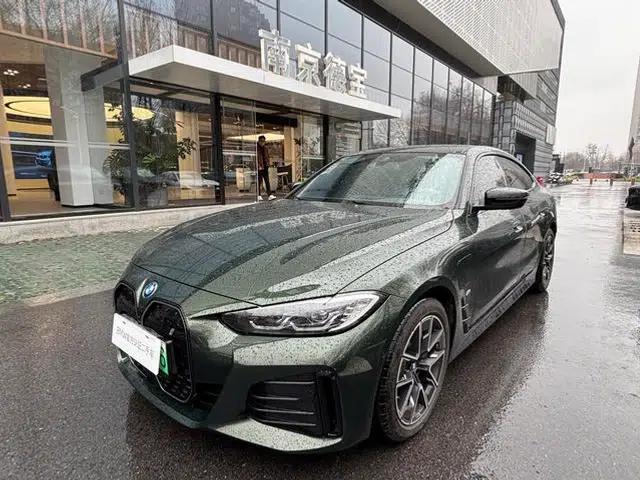 BMW i4 2022 eDrive40