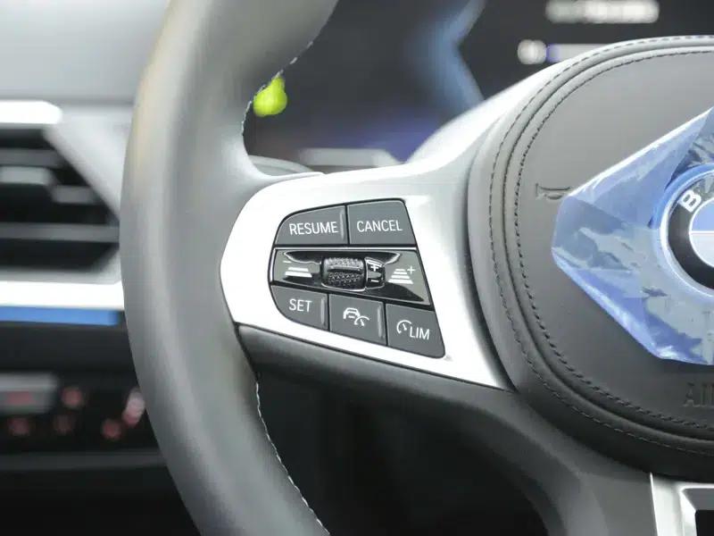 BMW i4 2022 M50 — миниатюра 15