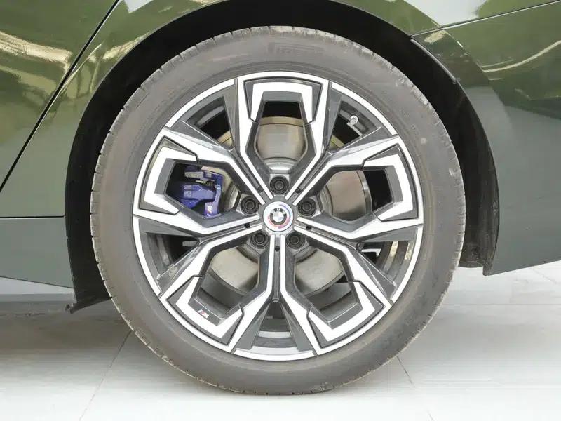 BMW i4 2022 M50 — миниатюра 6