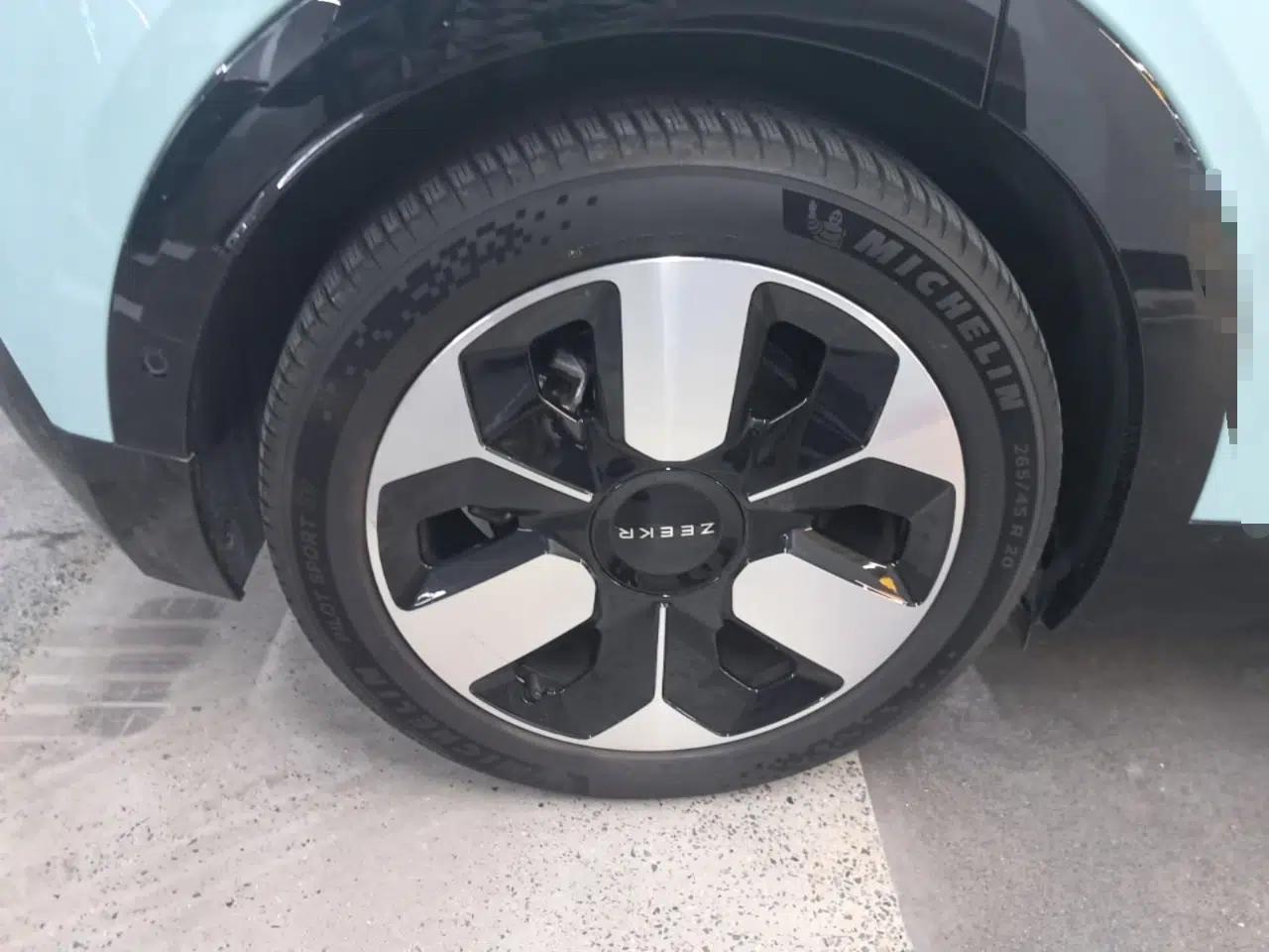 Zeekr MIX 2025 Intelligent Driving Version — миниатюра 11