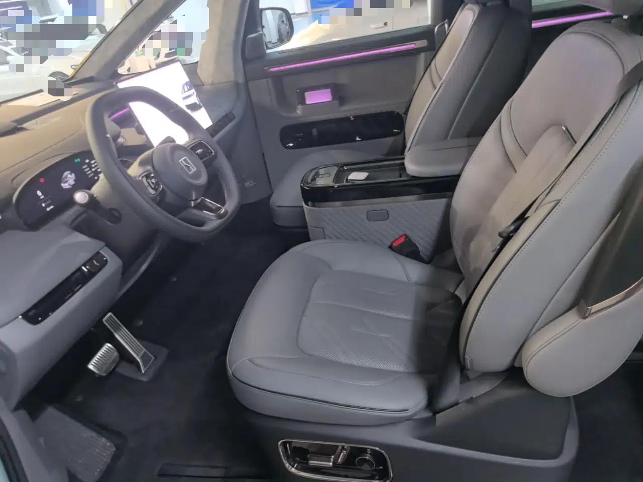 Zeekr MIX 2025 Intelligent Driving Version — миниатюра 17
