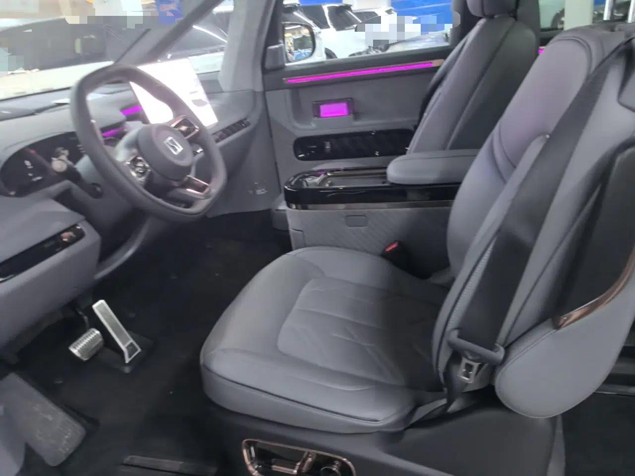 Zeekr MIX 2025 Intelligent Driving Version — миниатюра 17