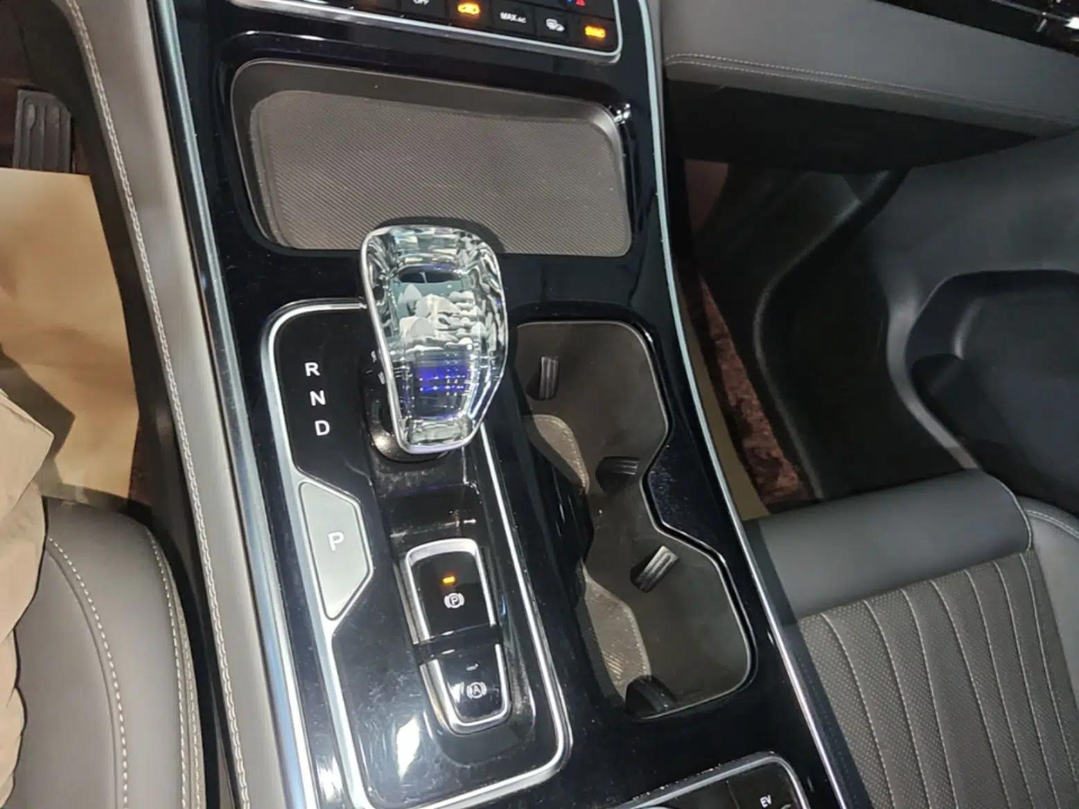 JAC Refine RF8 PHEV 2024 Zhiling Edition 1.5T 150KM Prestige Model – Lithium Iron Phosphate — миниатюра 21