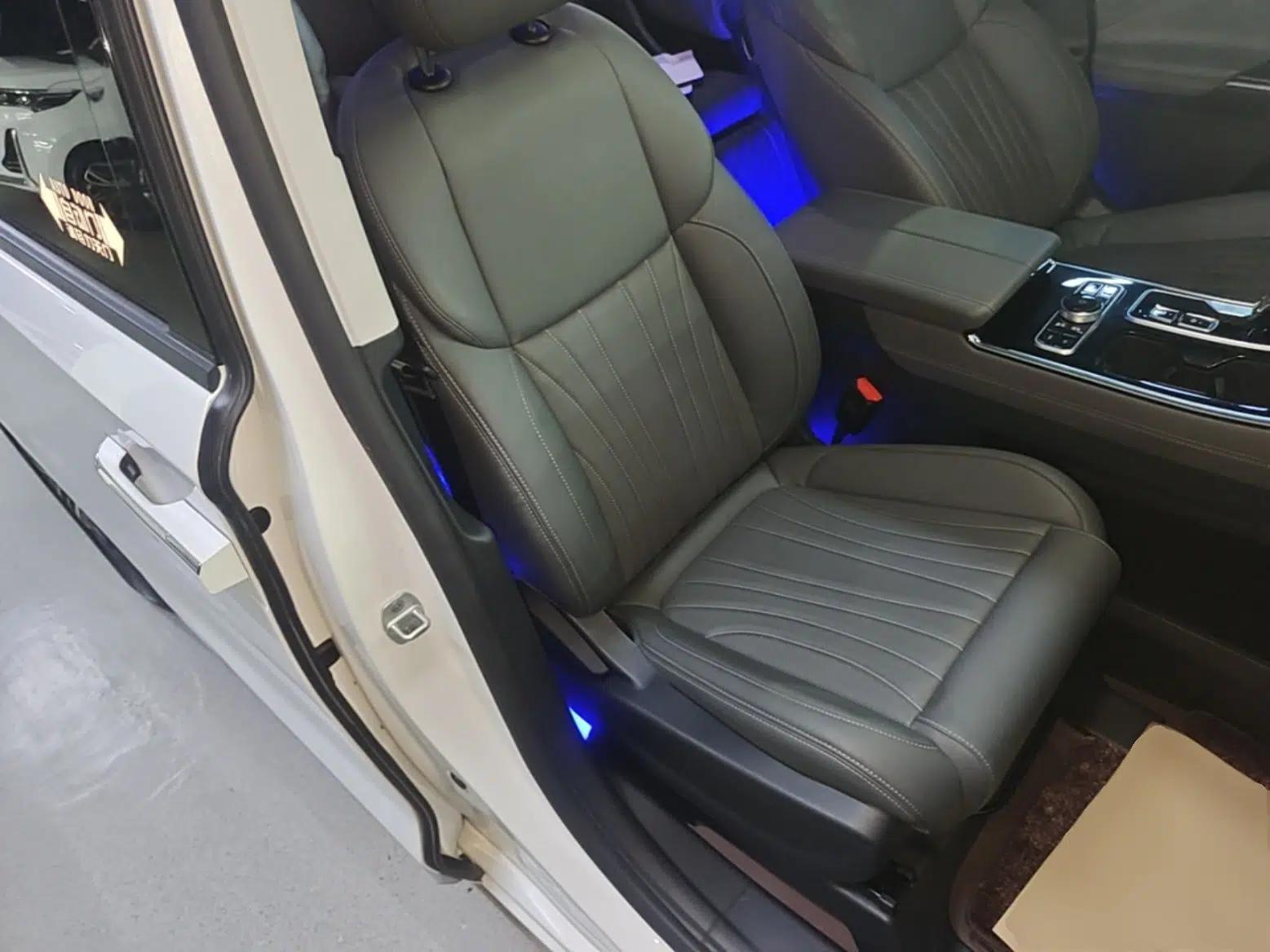 JAC Refine RF8 PHEV 2024 Zhiling Edition 1.5T 150KM Prestige Model – Lithium Iron Phosphate — миниатюра 24