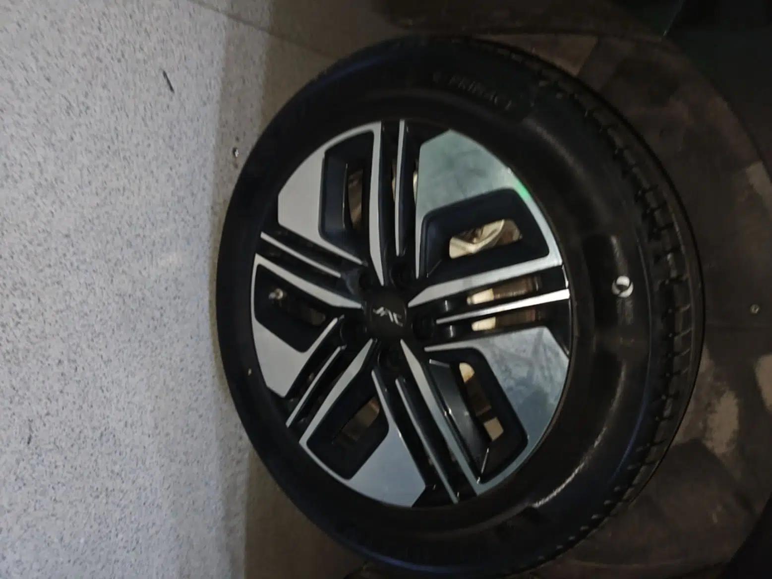 JAC Refine RF8 PHEV 2024 Hongmeng Edition 1.5T 150KM Flagship Model – Lithium Iron Phosphate — миниатюра 16