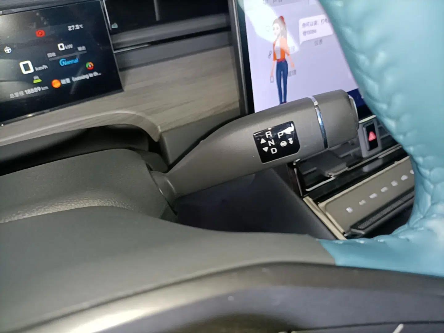 JETOUR Shanhai L6 2024 1.5TD DHT MAX — миниатюра 16