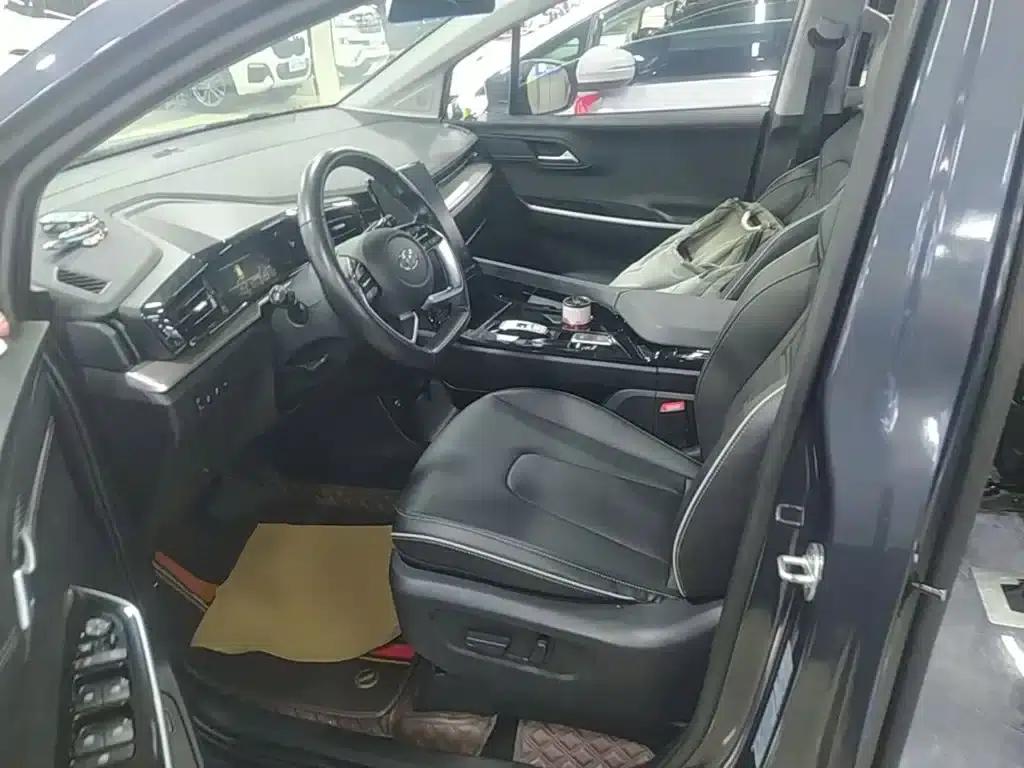 Kusto 2021 270TGDi Premium Edition LUX — миниатюра 15