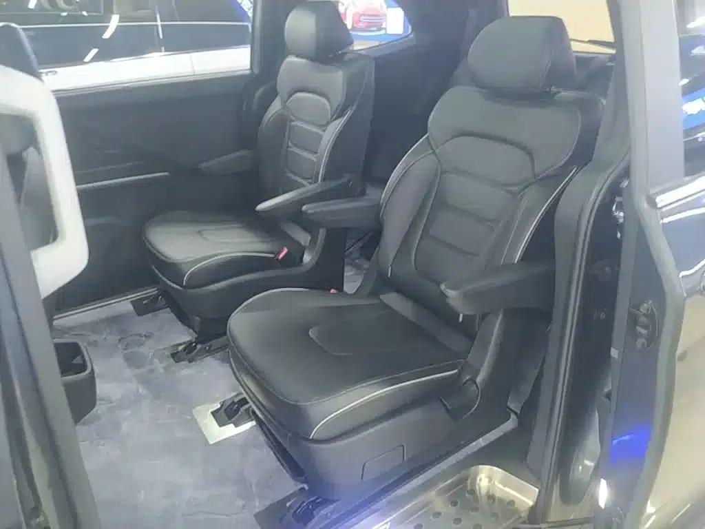 Kusto 2021 270TGDi Premium Edition LUX — миниатюра 17