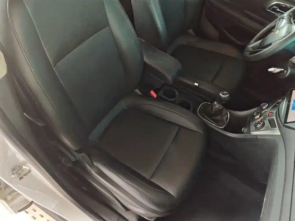 Chevrolet Trax 2014 1.4T Manual 2WD Comfort Model — миниатюра 25