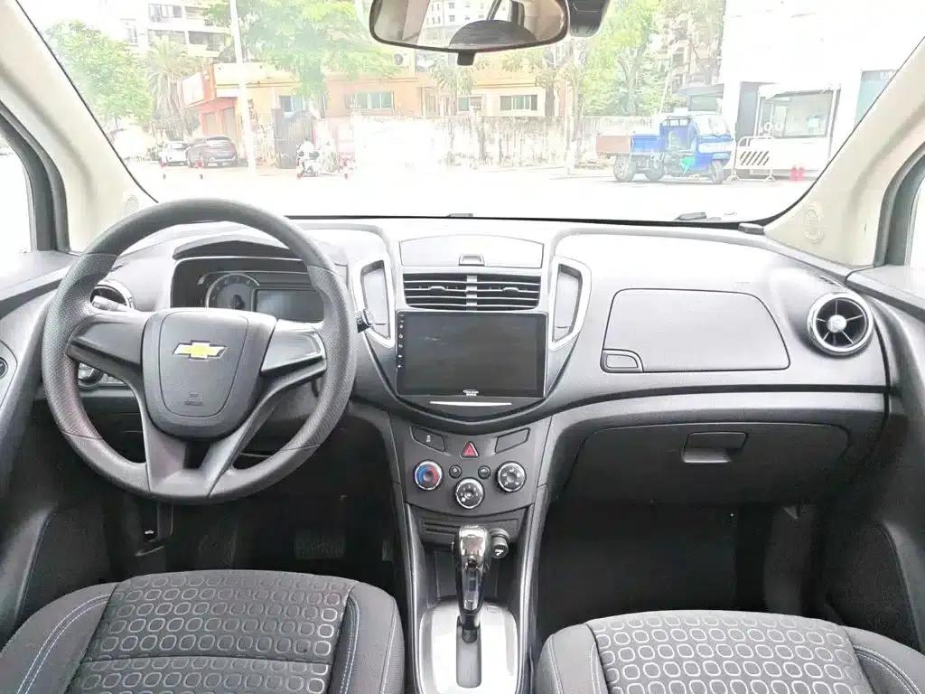 Chevrolet Trax 2014 1.4T Automatic 2WD Comfort Model — миниатюра 11