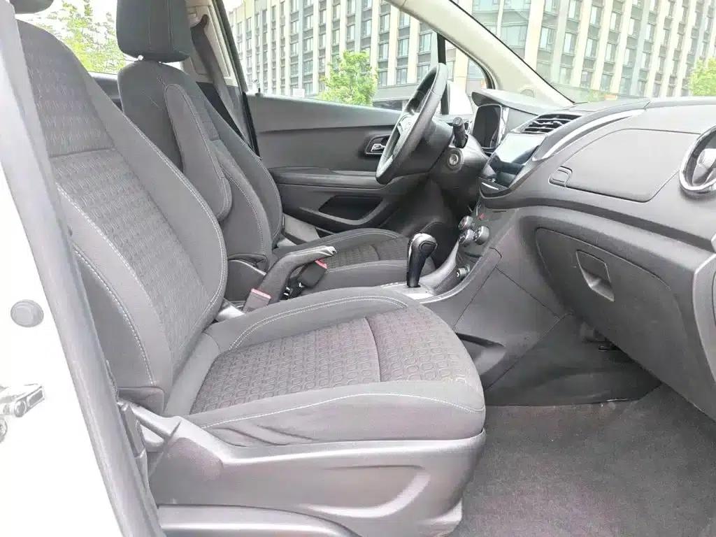 Chevrolet Trax 2014 1.4T Automatic 2WD Comfort Model — миниатюра 14