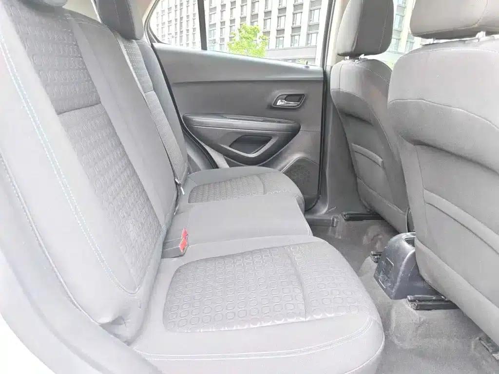Chevrolet Trax 2014 1.4T Automatic 2WD Comfort Model — миниатюра 17