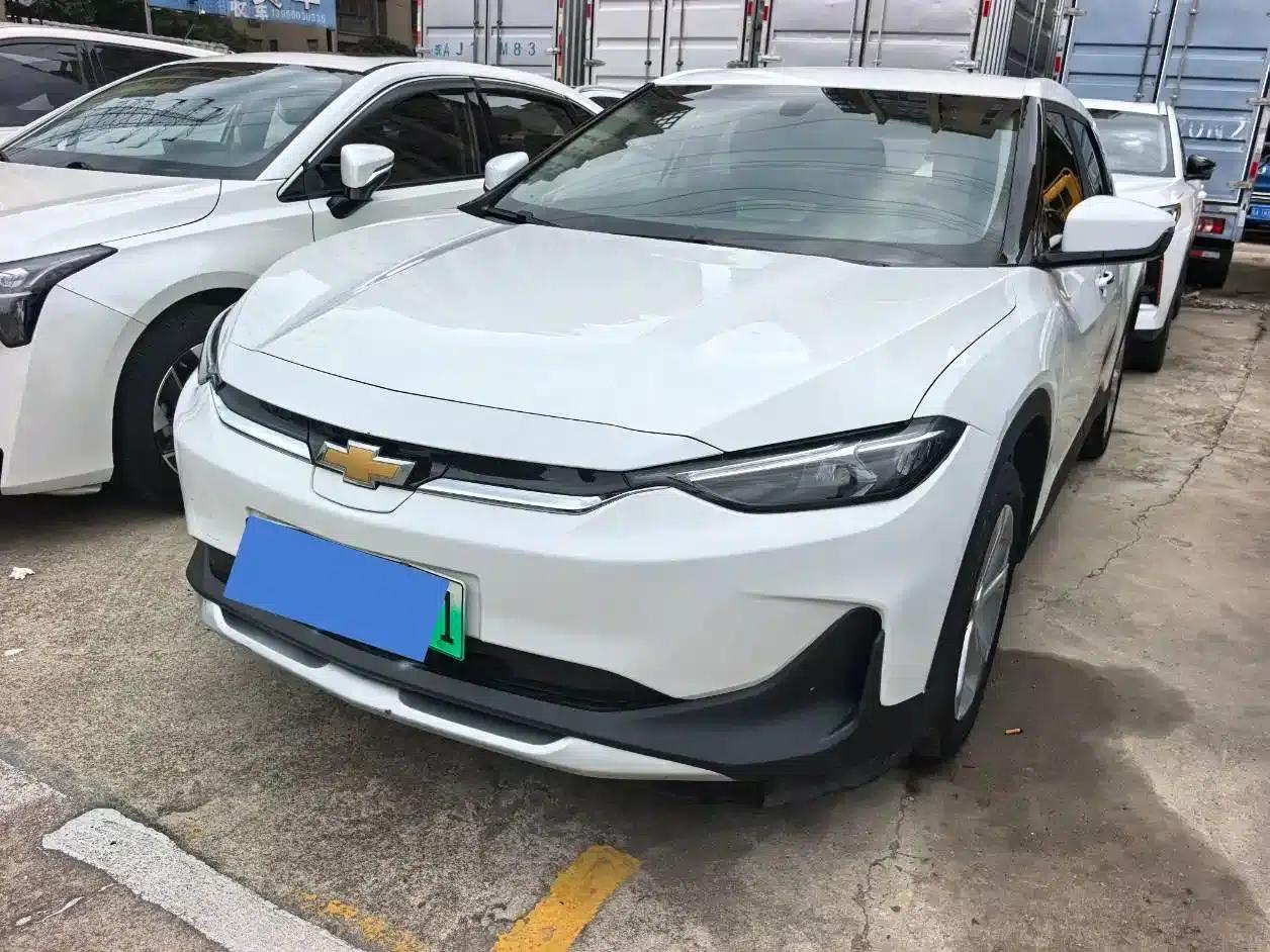Chevrolet Menlo 2022 Galaxy Edition — миниатюра 1