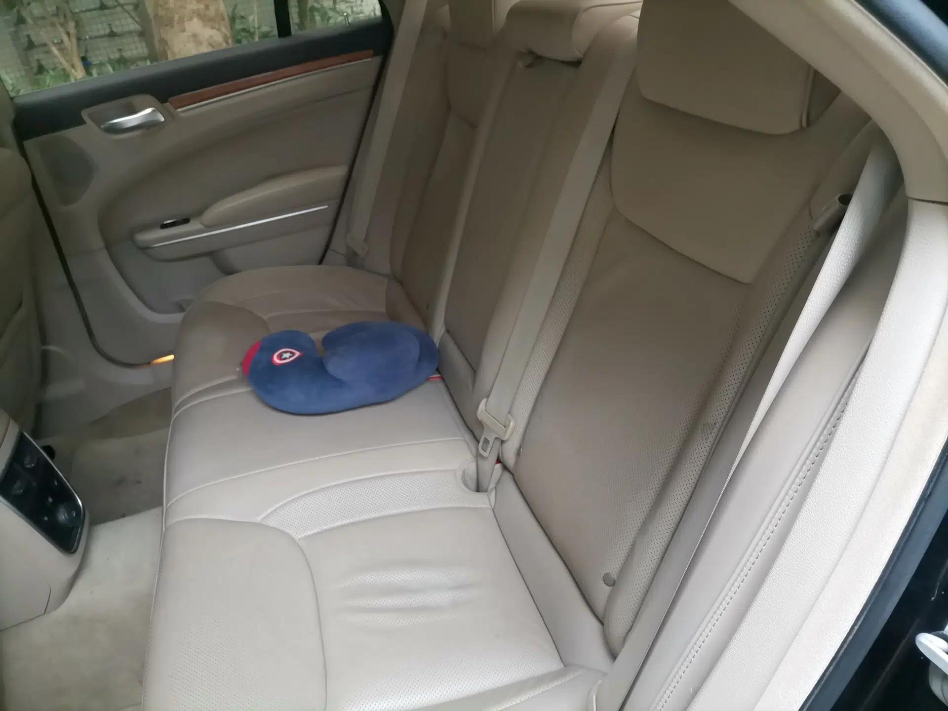 Chrysler 300C 2013 3.6L Luxury Edition — миниатюра 17