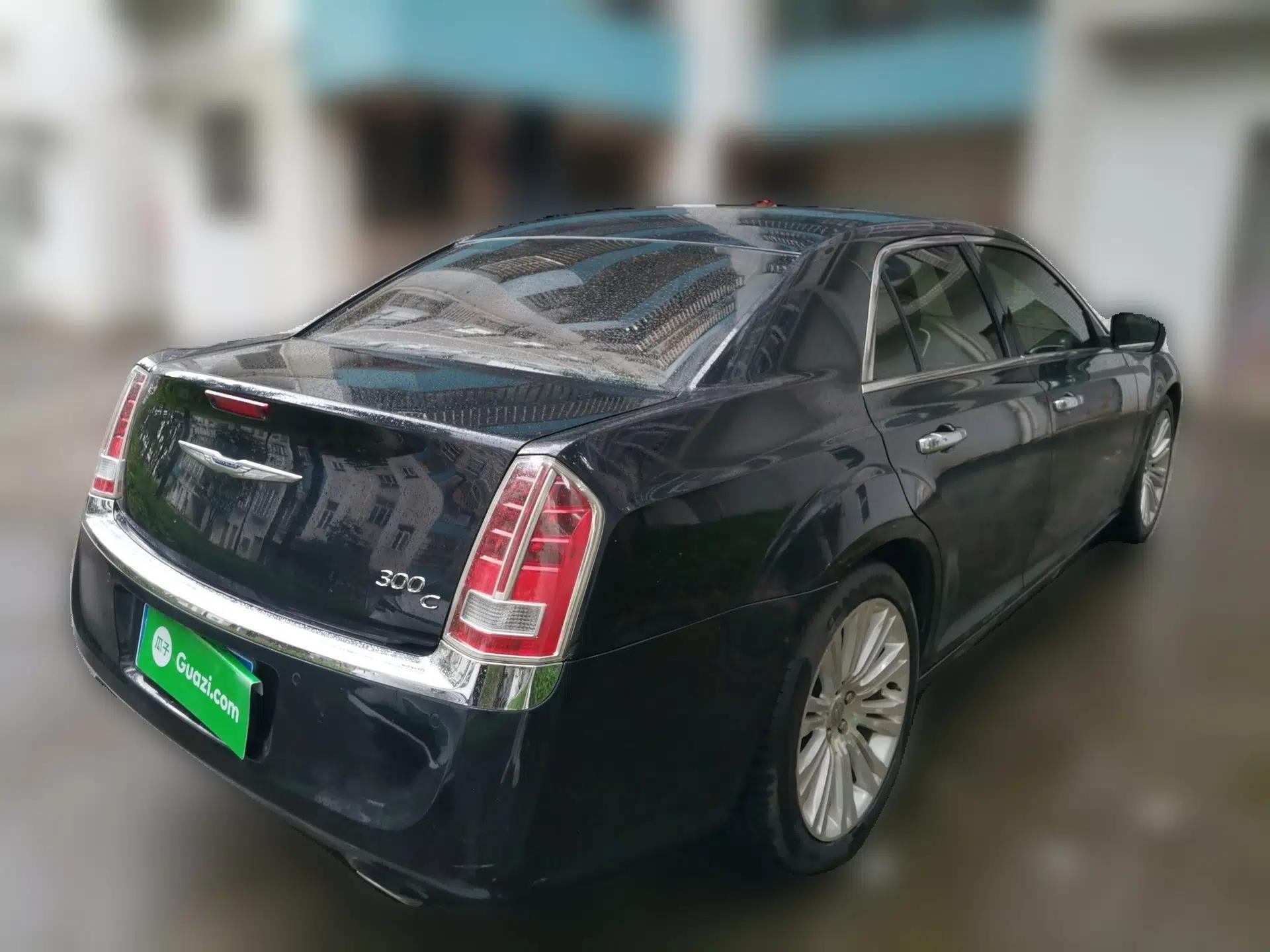 Chrysler 300C 2013 3.6L Luxury Edition — миниатюра 6