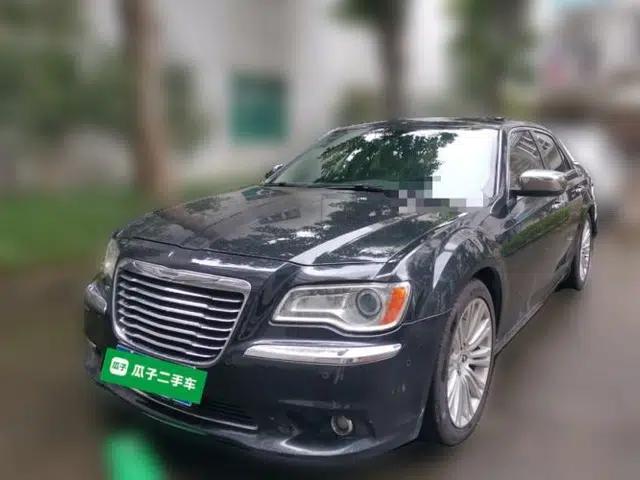 Chrysler 300C 2013 3.6L Luxury Edition