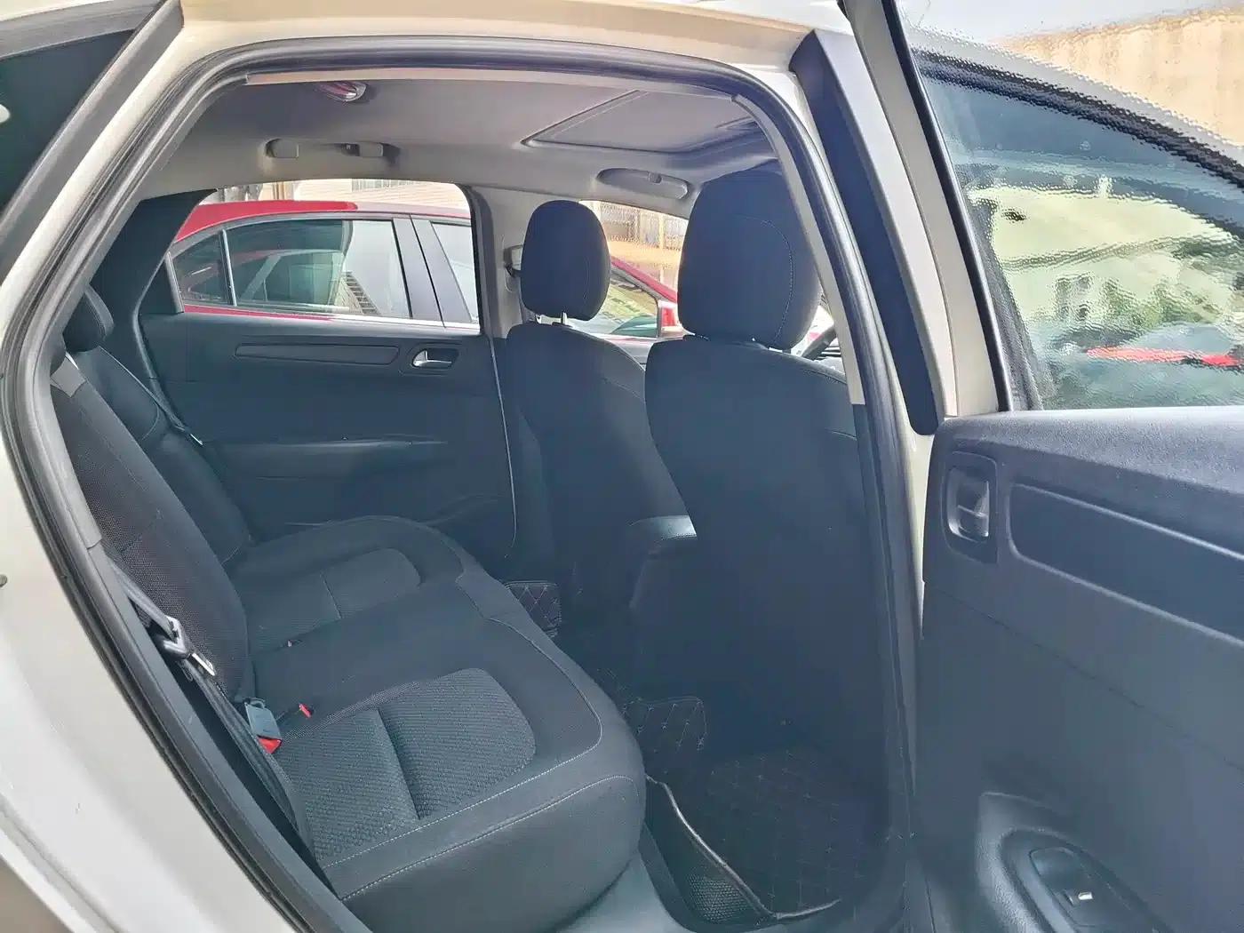 Citroën C4 Sega 2016 1.6L Automatic Comfort Model — миниатюра 8