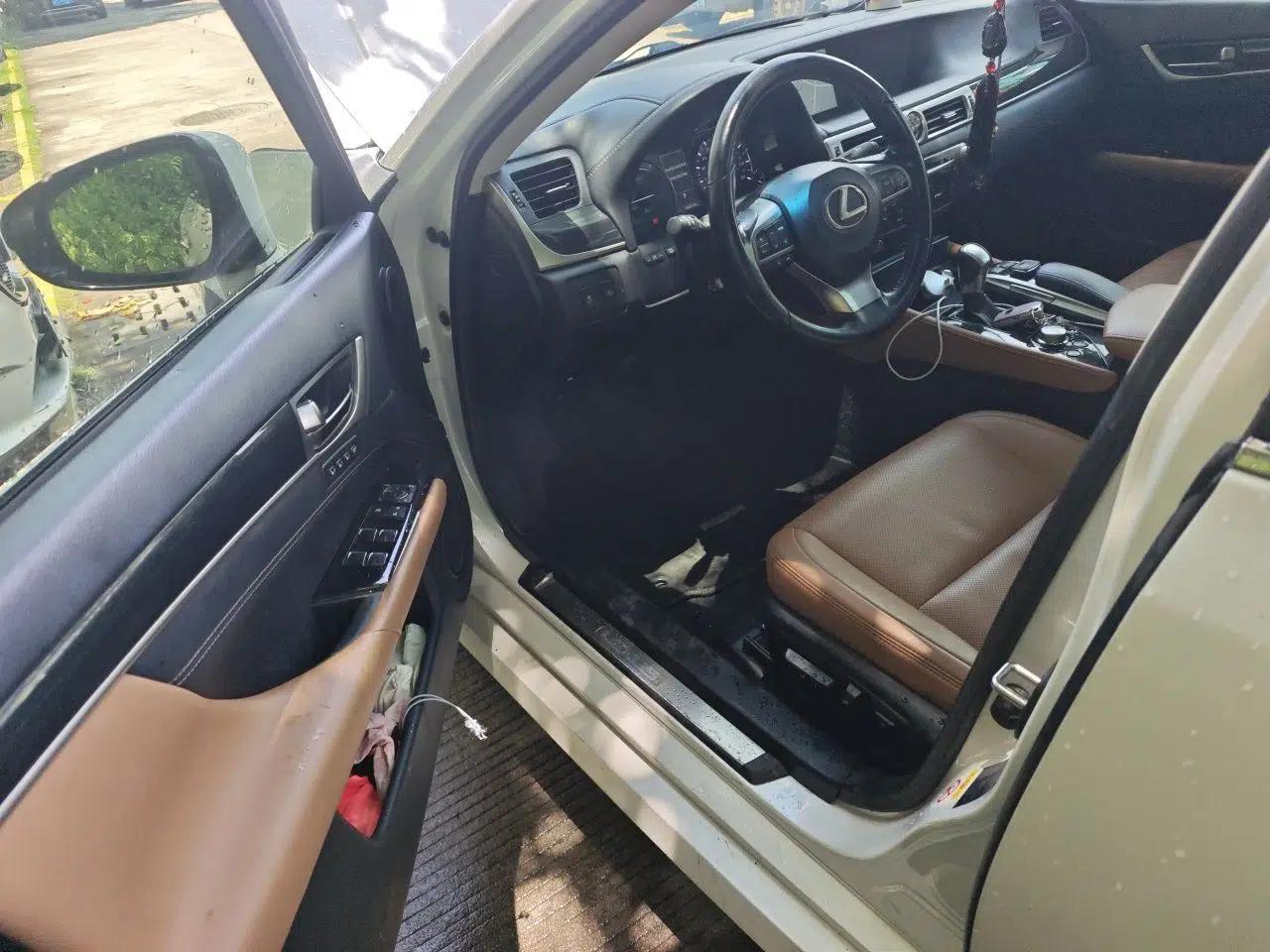 Lexus GS 2016 300h Premier Edition — миниатюра 16