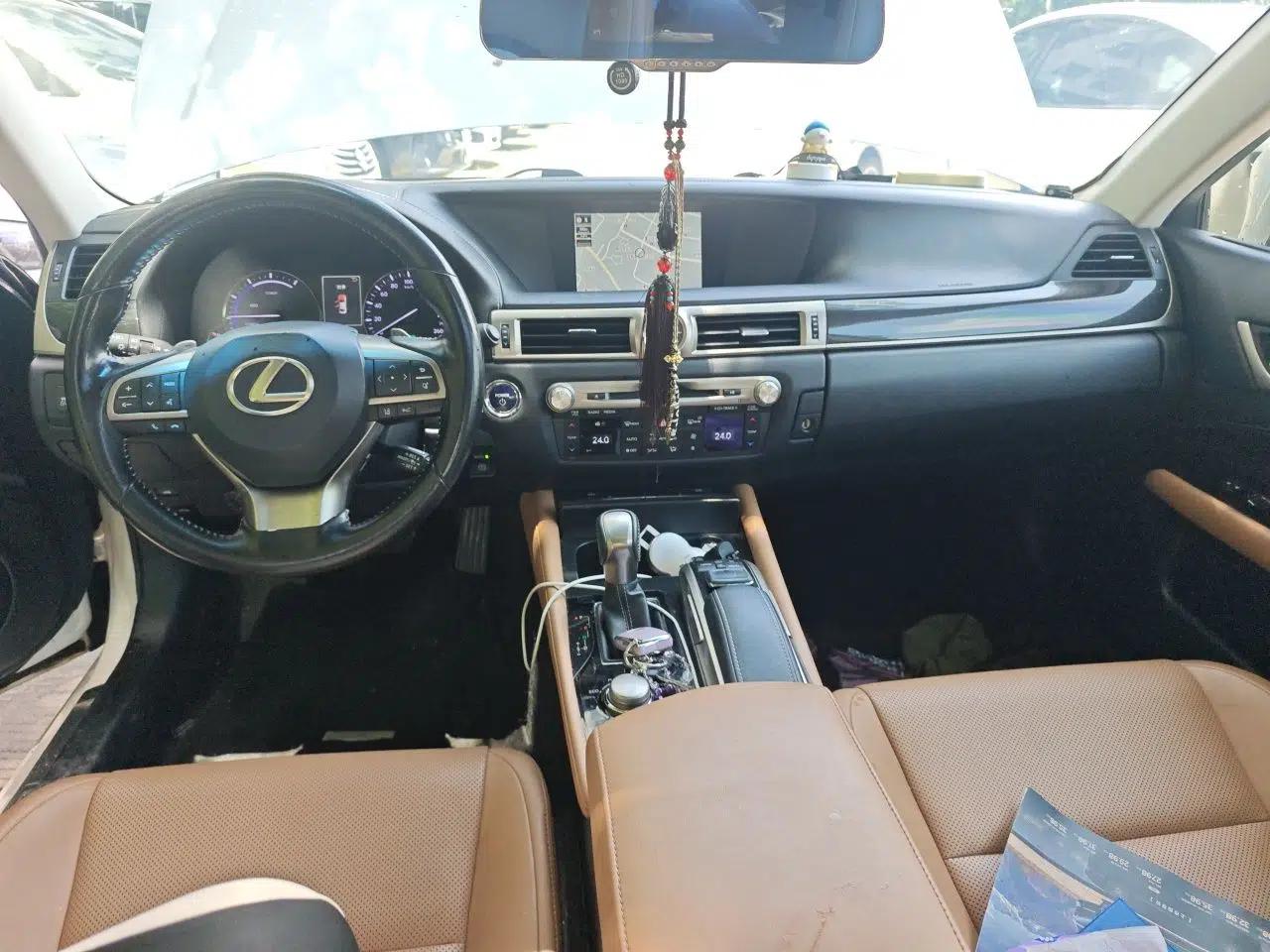 Lexus GS 2016 300h Premier Edition — миниатюра 9