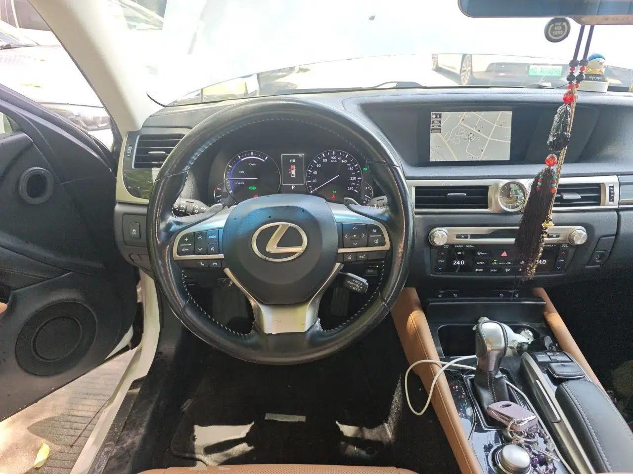 Lexus GS 2016 300h Premier Edition — миниатюра 10