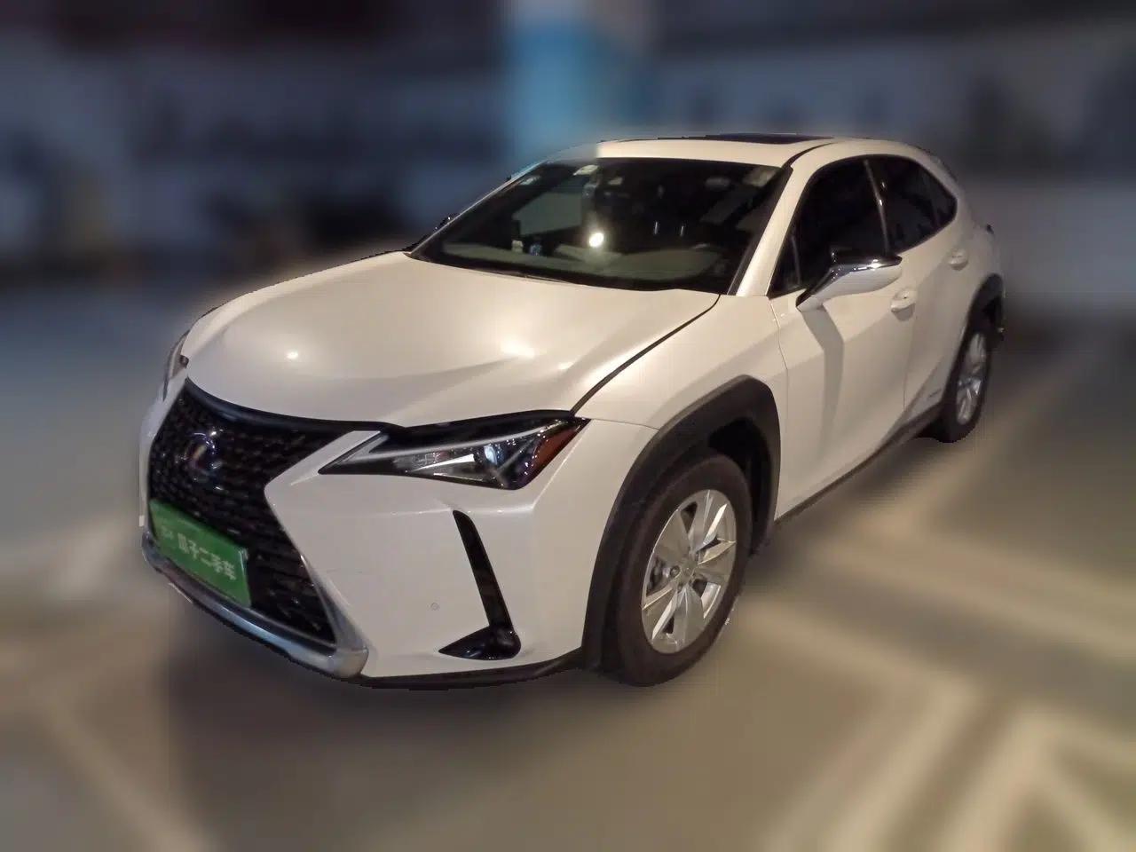 Lexus UX 2020 260h Explore & Adventure Edition — миниатюра 1