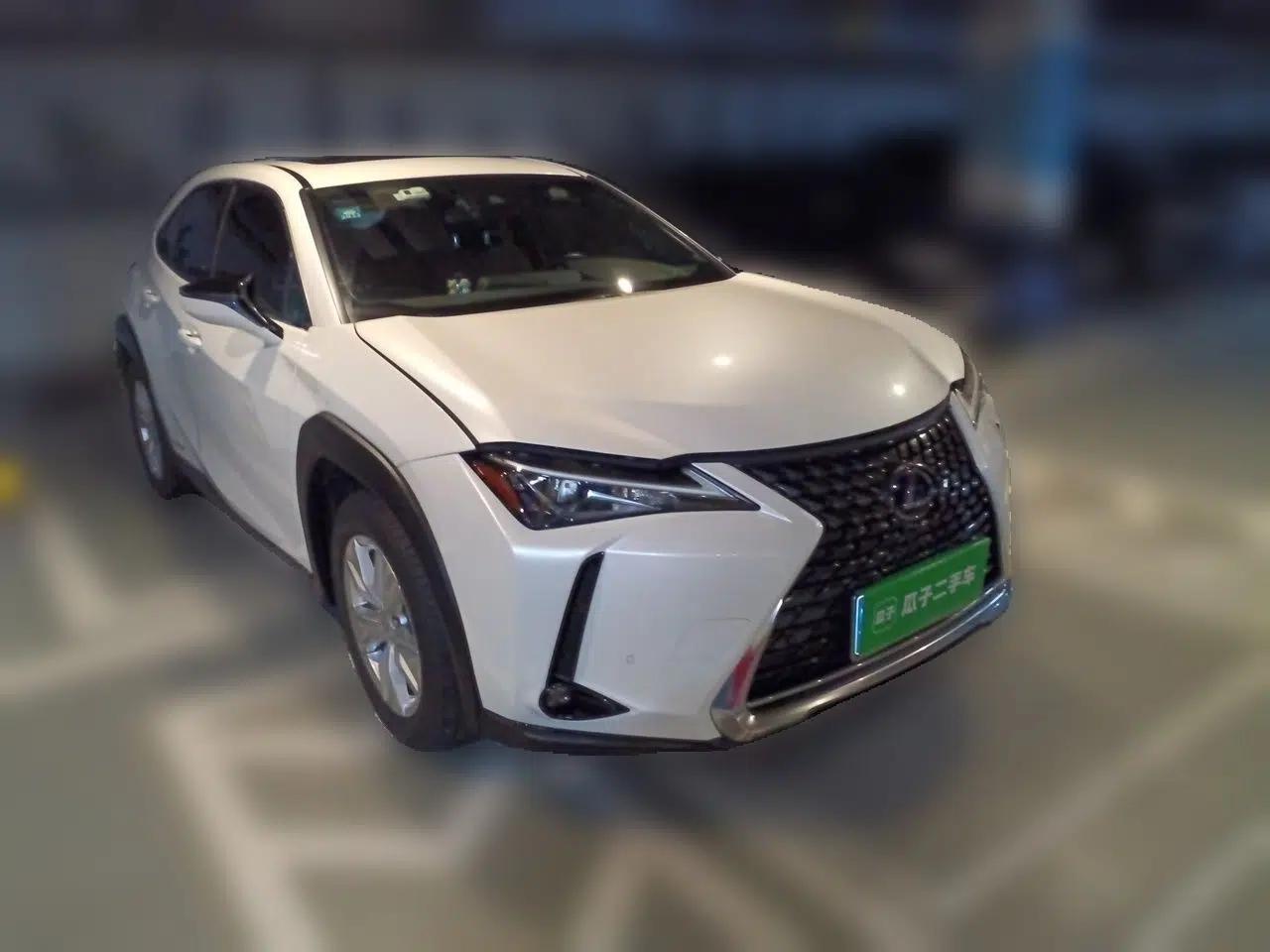 Lexus UX 2020 260h Explore & Adventure Edition — миниатюра 3