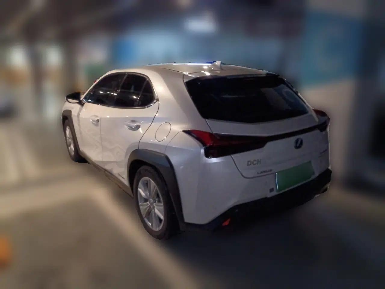 Lexus UX 2020 260h Explore & Adventure Edition — миниатюра 4