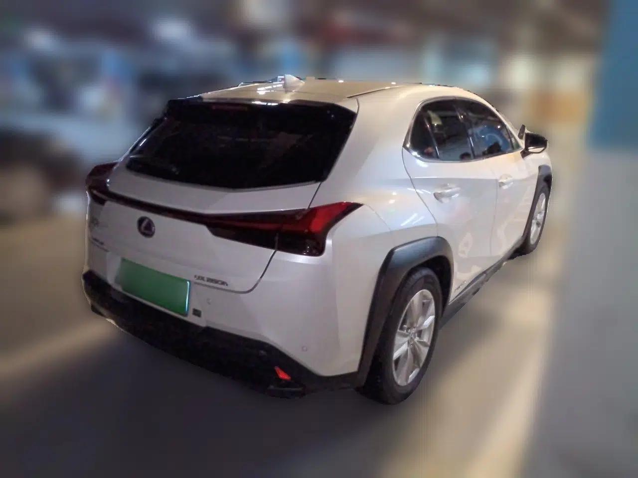 Lexus UX 2020 260h Explore & Adventure Edition — миниатюра 6