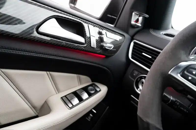 Mercedes-Benz GLE Coupe AMG 2015 AMG GLE 63 4MATIC Coupe SUV — миниатюра 31