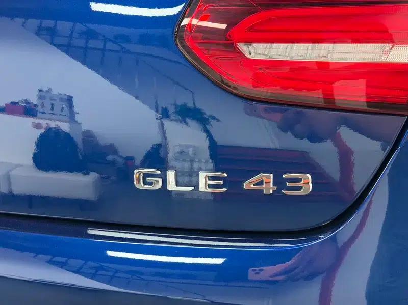 Mercedes-Benz GLE Coupe AMG 2017 AMG GLE 43 4MATIC Coupe SUV — миниатюра 13