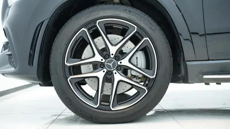 Mercedes-Benz GLE Coupe AMG 2020 Model AMG GLE 53 4MATIC+ Coupe SUV — миниатюра 11