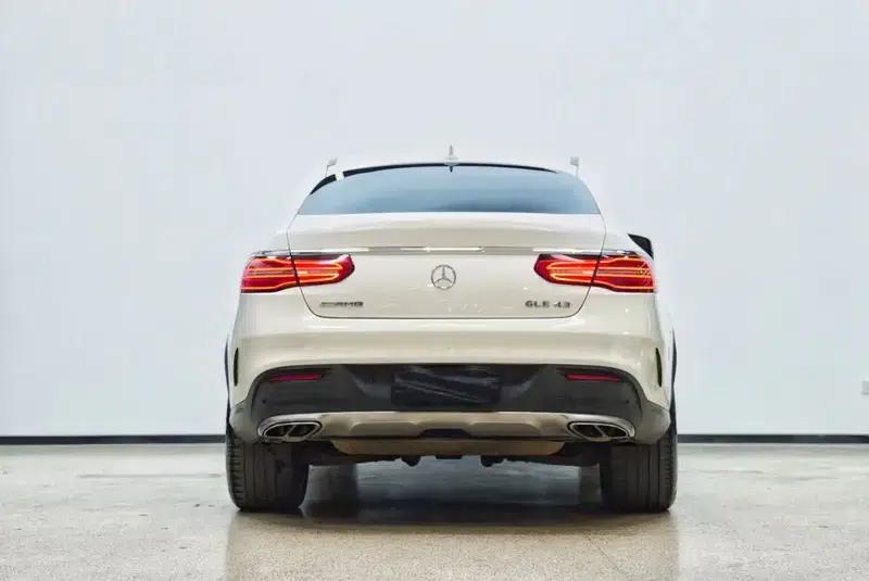 Mercedes-Benz GLE Coupe AMG 2017 3.0T Automatic 4WD 5-seater Parallel Import — миниатюра 5