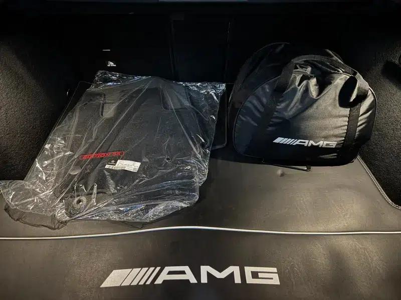 2023 Mercedes-Benz GLE Coupe AMG 53 4MATIC+ Coupe SUV 55th Anniversary Edition — миниатюра 18