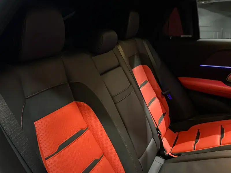 2023 Mercedes-Benz GLE Coupe AMG 53 4MATIC+ Coupe SUV 55th Anniversary Edition — миниатюра 21