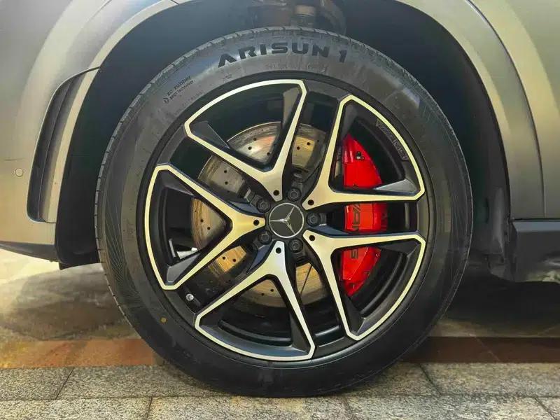 2022 Mercedes-Benz GLE Coupe AMG Model: AMG GLE 53 4MATIC+ Coupe SUV — миниатюра 15