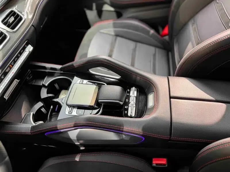 2022 Mercedes-Benz GLE Coupe AMG Model: AMG GLE 53 4MATIC+ Coupe SUV — миниатюра 28