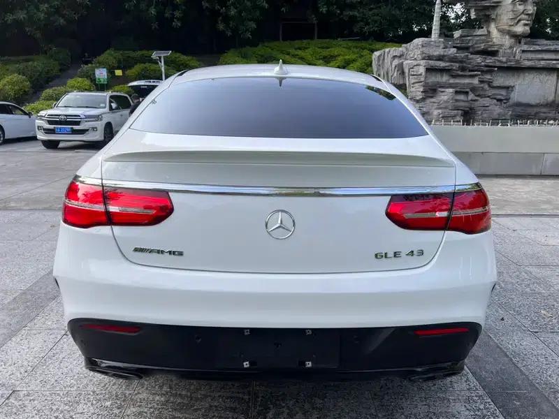 Mercedes-Benz GLE Coupe AMG 2017 AMG GLE 43 4MATIC Coupe SUV — миниатюра 6