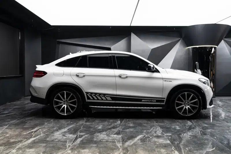 Mercedes-Benz GLE Coupe AMG 2015 AMG GLE 63 4MATIC Coupe SUV — миниатюра 7