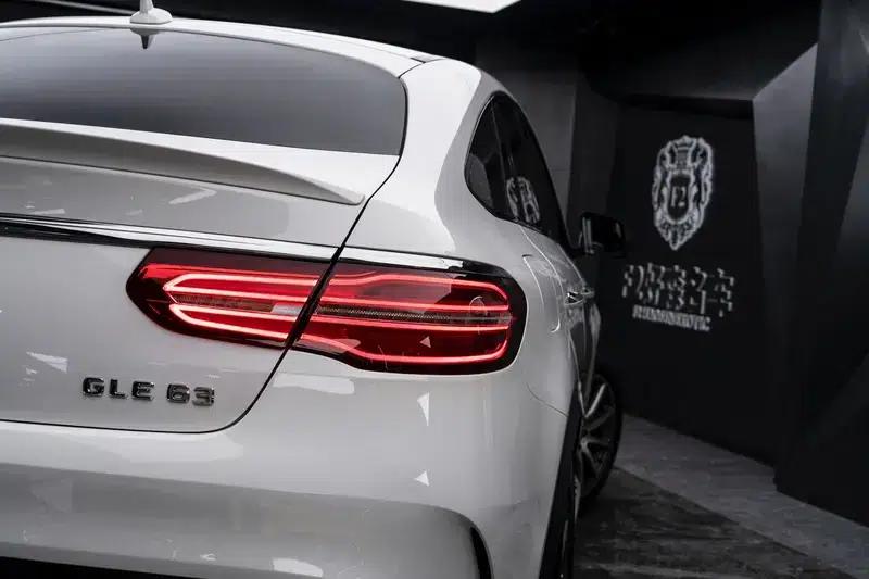 Mercedes-Benz GLE Coupe AMG 2015 AMG GLE 63 4MATIC Coupe SUV — миниатюра 9