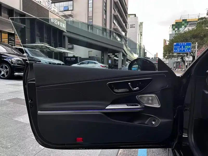 2025 Mercedes-Benz CLE-Class AMG Facelift AMG CLE 53 4MATIC+ Coupe — миниатюра 12
