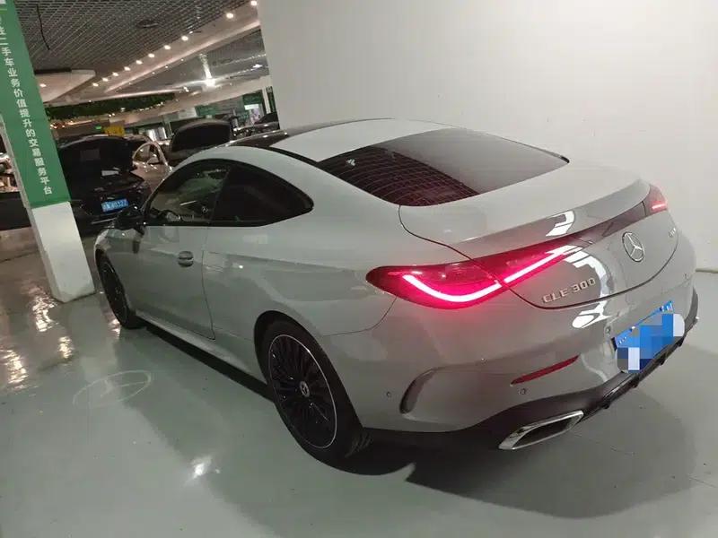 2024 Mercedes-Benz CLE 300 4MATIC Luxury Coupe — миниатюра 3