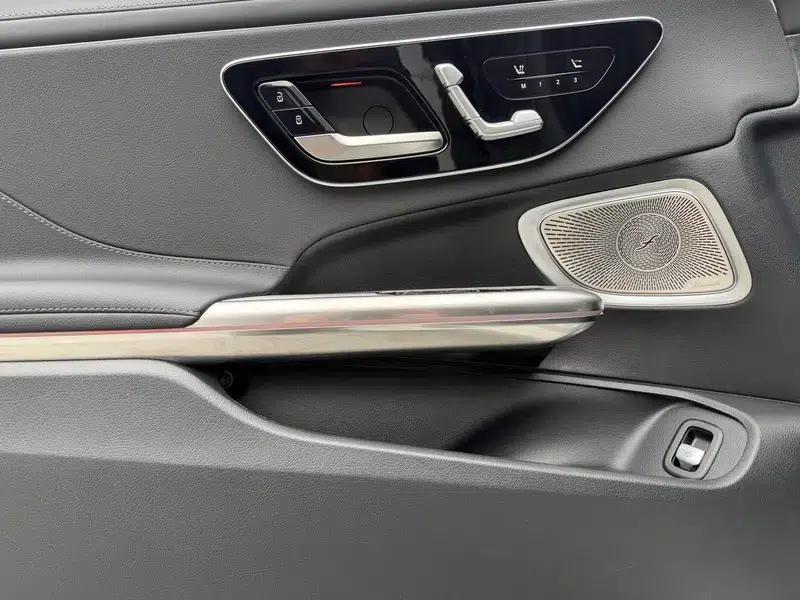 2025 Mercedes-Benz CLE 260 Convertible Coupe — миниатюра 6