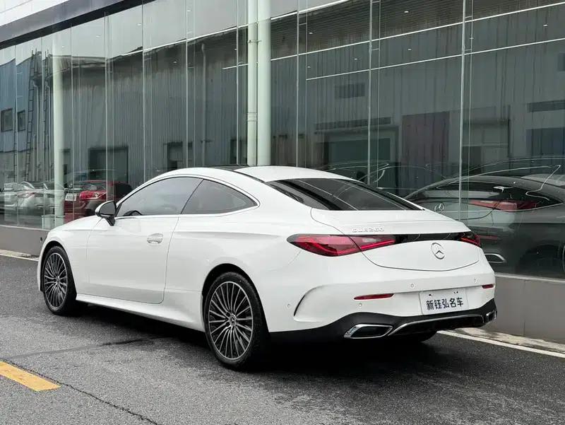 2025 Mercedes-Benz CLE-Class CLE 260 Coupe — миниатюра 4