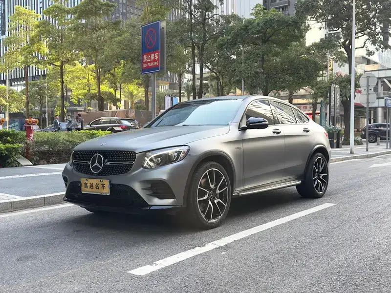 Mercedes-Benz GLC Coupe AMG 2017 AMG GLC 43 4MATIC Coupe SUV — миниатюра 1