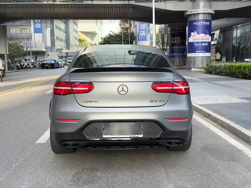 Mercedes-Benz GLC Coupe AMG 2017 AMG GLC 43 4MATIC Coupe SUV — миниатюра 6